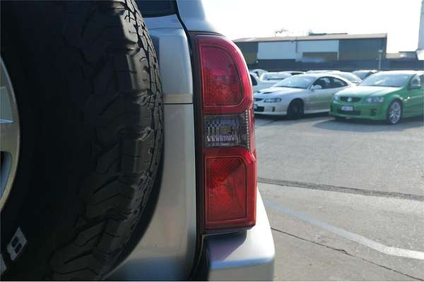 2011 Nissan Patrol ST GU 7