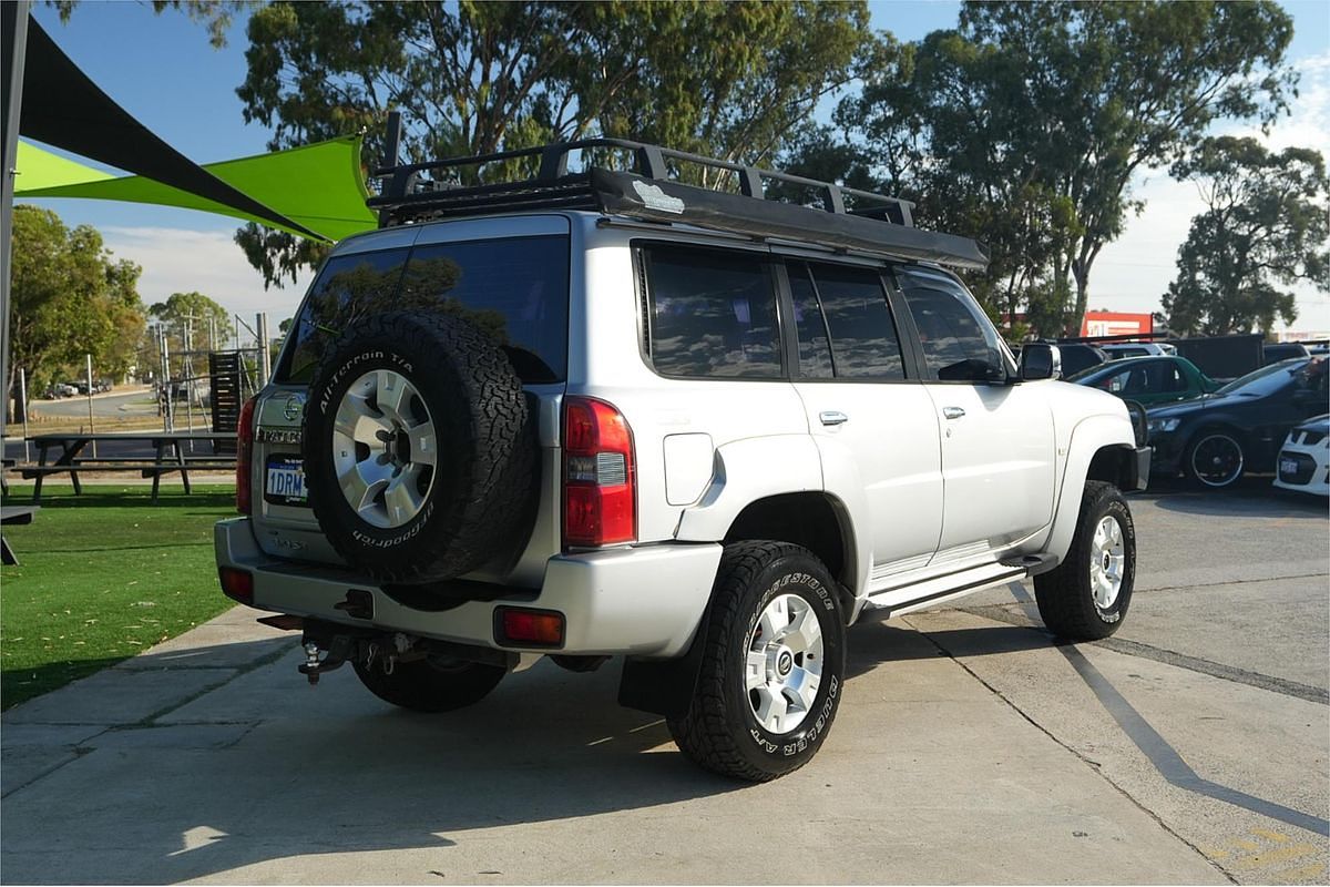 2011 Nissan Patrol ST GU 7