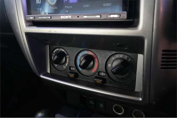 2011 Nissan Patrol ST GU 7