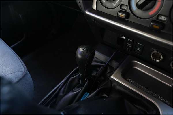 2011 Nissan Patrol ST GU 7