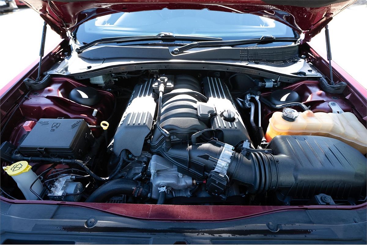2021 Chrysler 300 SRT Core LX