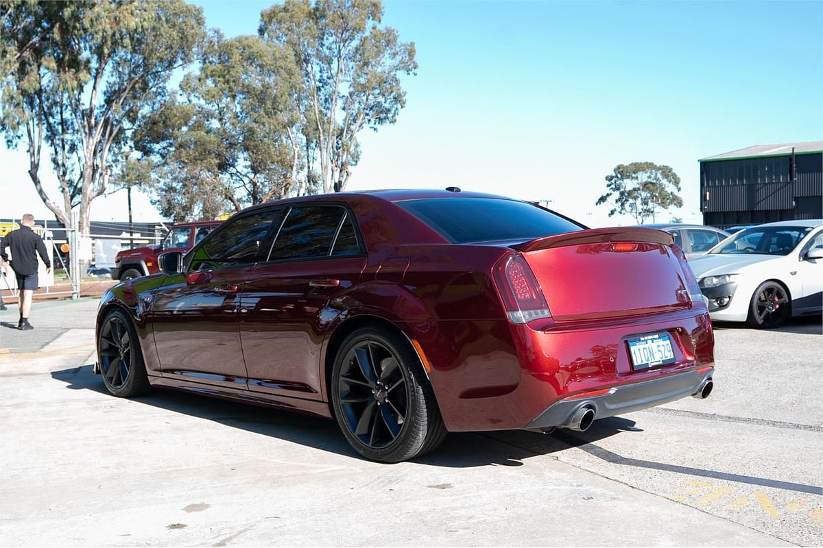 2021 Chrysler 300 SRT Core LX