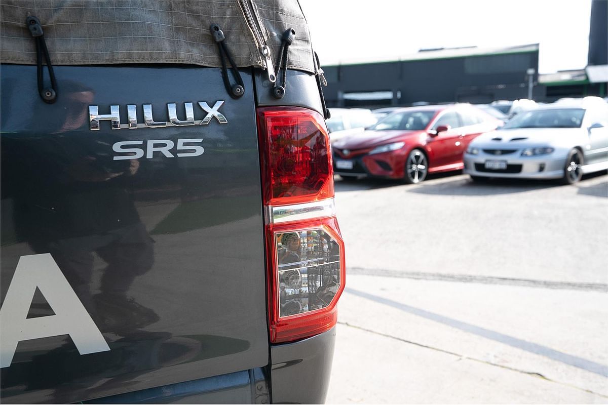 2014 Toyota Hilux SR5 KUN26R 4X4