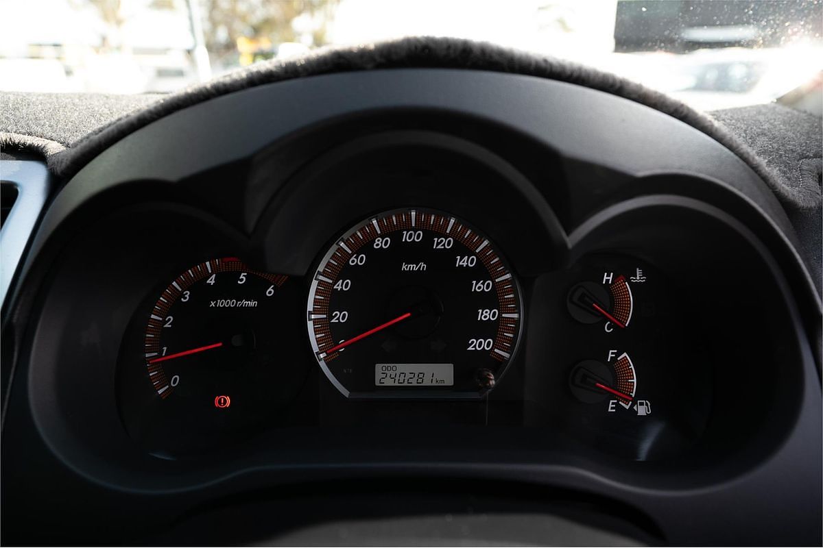2014 Toyota Hilux SR5 KUN26R 4X4