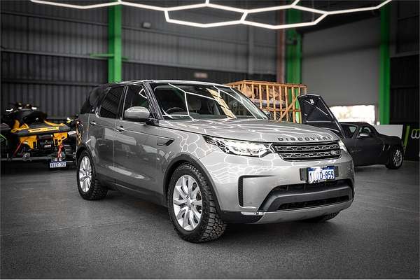 2017 Land Rover Discovery SD4 SE Series 5