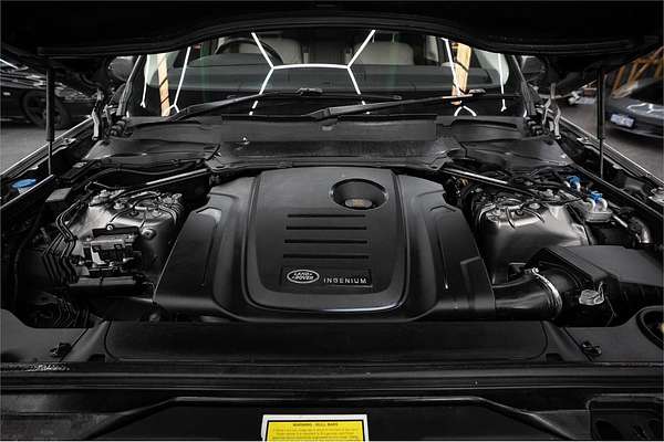 2017 Land Rover Discovery SD4 SE Series 5