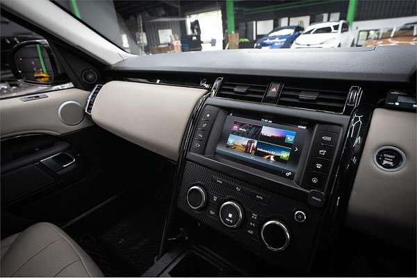 2017 Land Rover Discovery SD4 SE Series 5