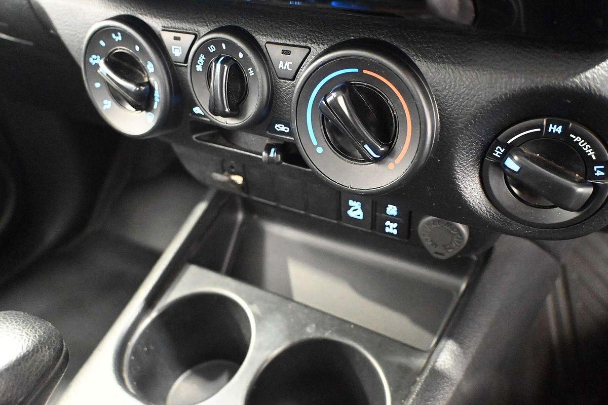 2021 Toyota Hilux SR GUN126R 4X4