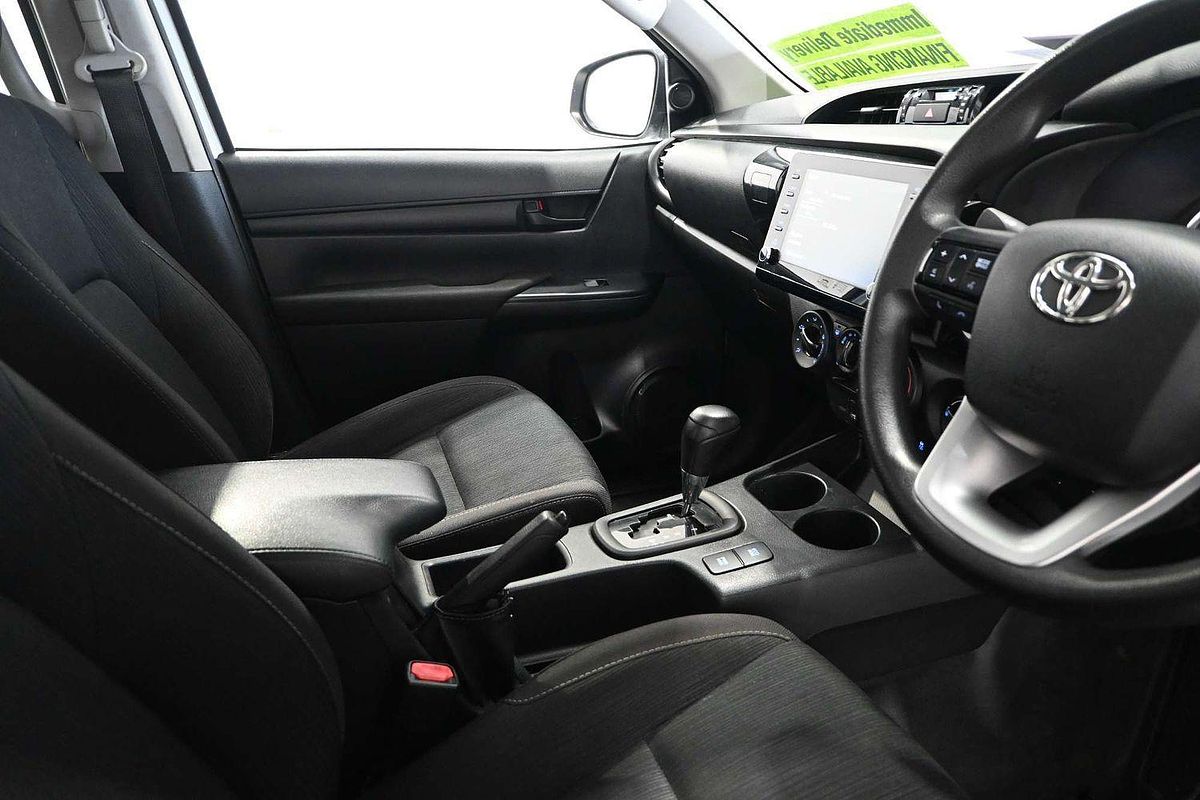 2021 Toyota Hilux SR GUN126R 4X4