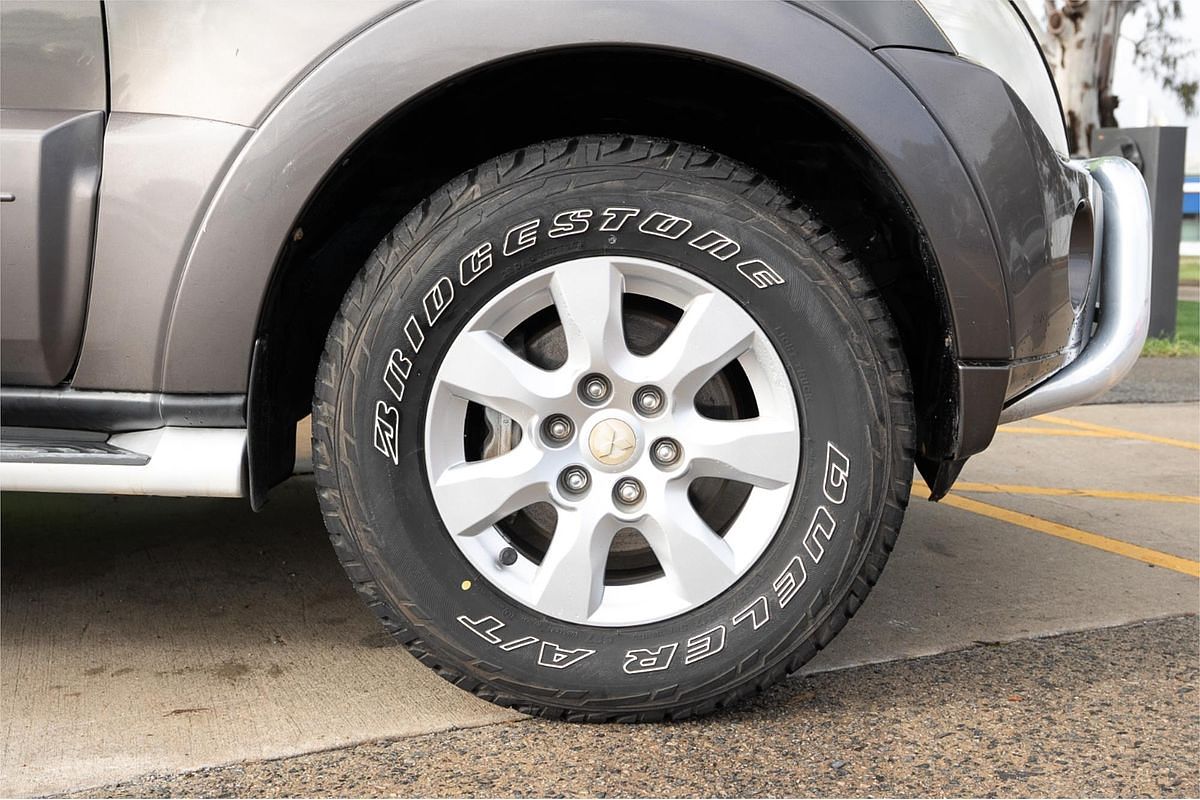 2010 Mitsubishi Pajero GLX NT