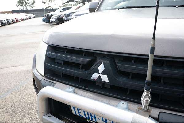 2010 Mitsubishi Pajero GLX NT