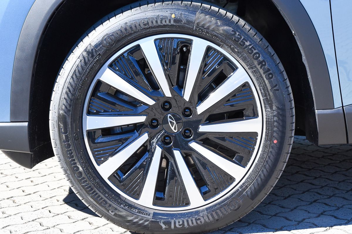 2025 Chery Tiggo 8 Super Hybrid Ultimate T31