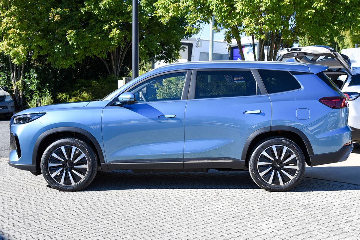 2025 Chery Tiggo 8 Super Hybrid Ultimate T31