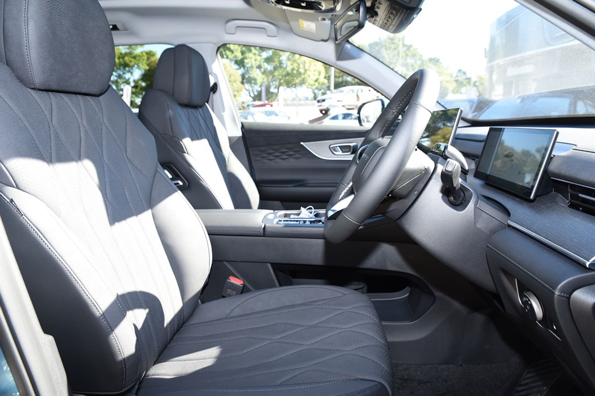 2025 Chery Tiggo 8 Super Hybrid Ultimate T31