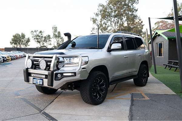 2018 Toyota Landcruiser Sahara VDJ200R