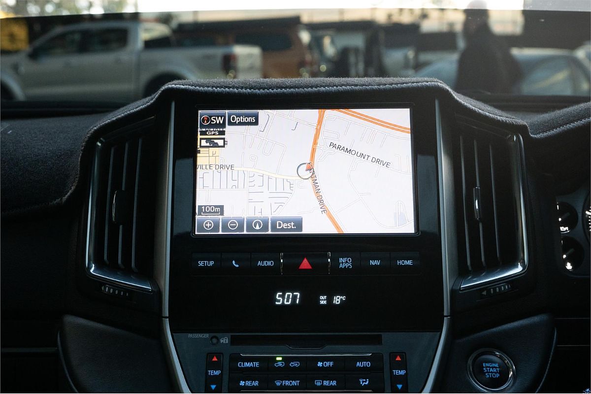 2018 Toyota Landcruiser Sahara VDJ200R