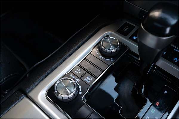 2018 Toyota Landcruiser Sahara VDJ200R