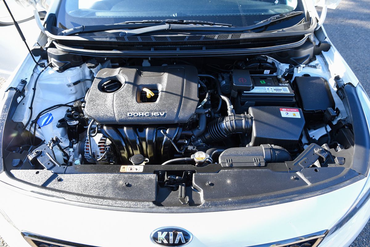 2016 Kia CERATO S YD