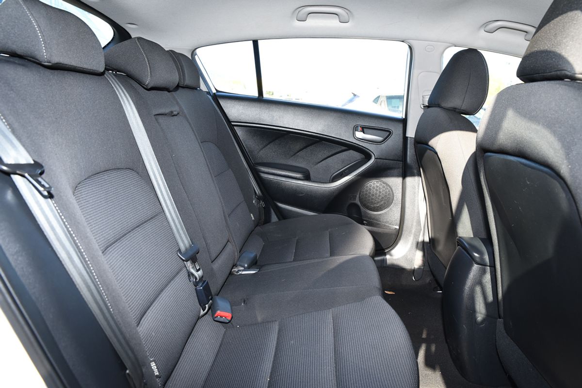 2016 Kia CERATO S YD