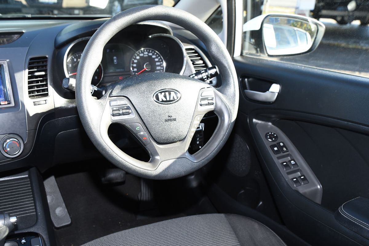 2016 Kia CERATO S YD