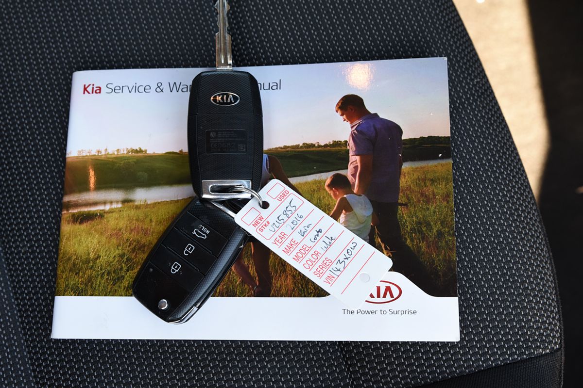2016 Kia CERATO S YD