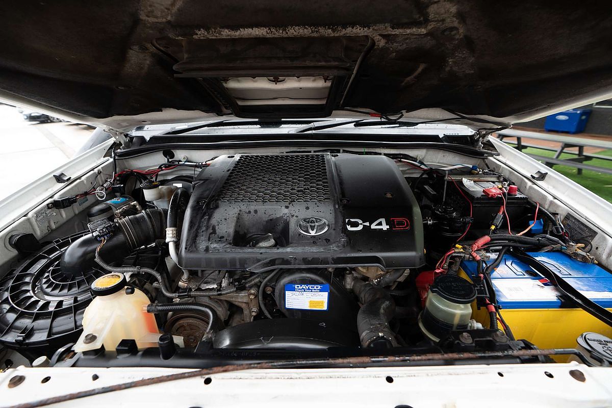 2010 Toyota Hilux SR KUN26R 4X4
