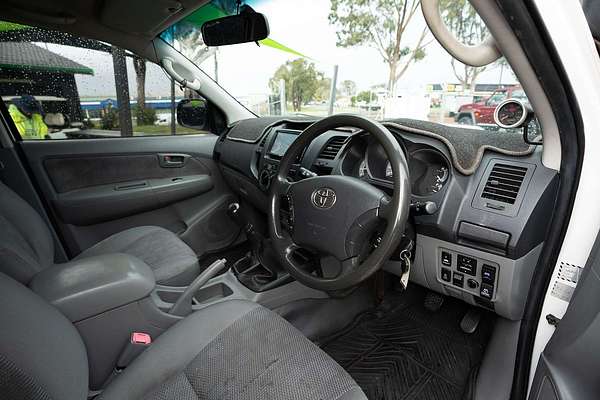 2010 Toyota Hilux SR KUN26R 4X4