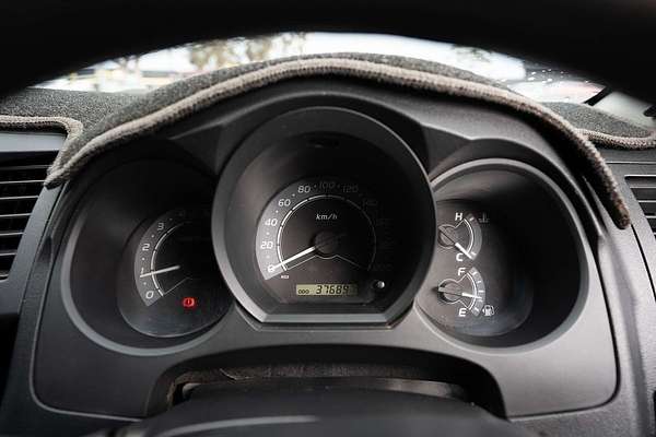 2010 Toyota Hilux SR KUN26R 4X4