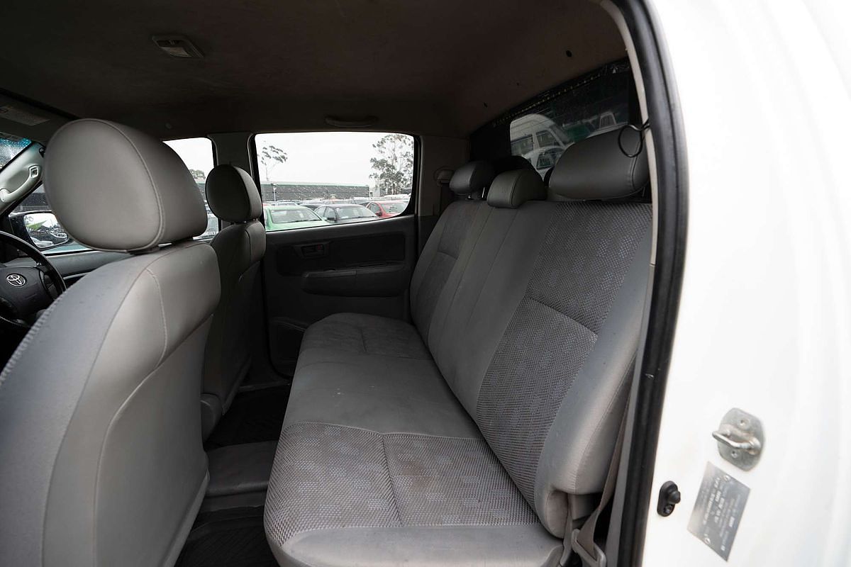 2010 Toyota Hilux SR KUN26R 4X4