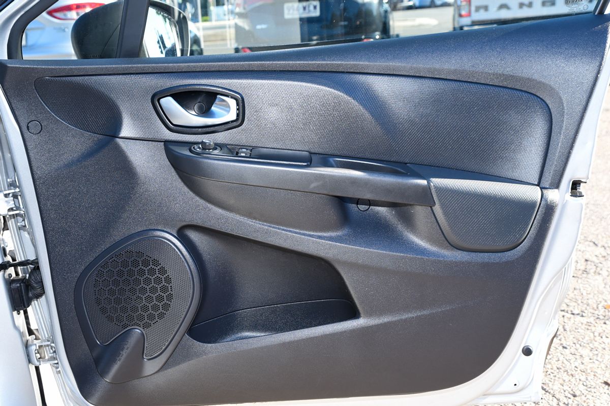 2016 Renault CLIO