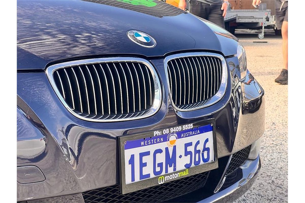 2009 BMW 3 Series 325i E93