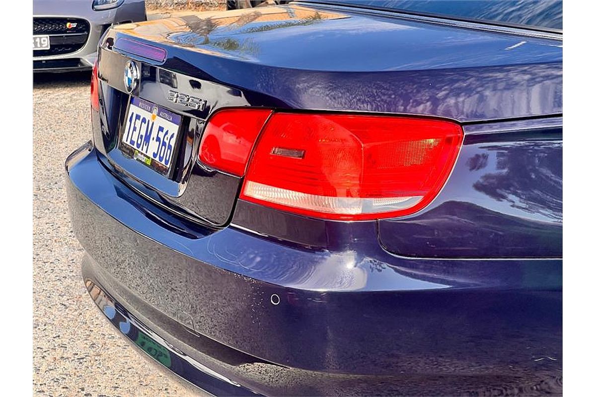 2009 BMW 3 Series 325i E93