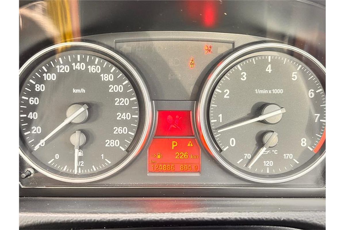 2009 BMW 3 Series 325i E93