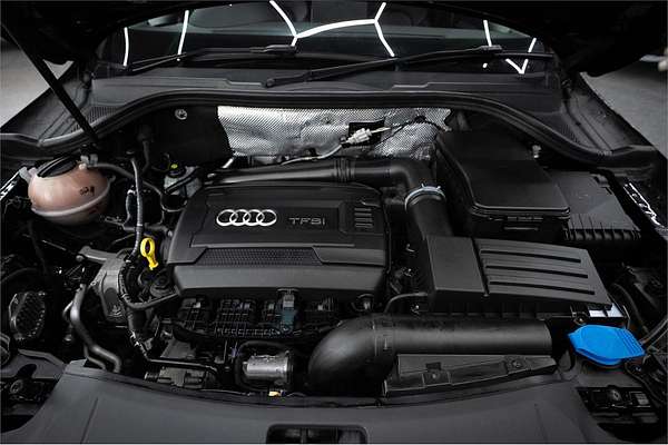 2015 Audi Q3 TFSI Sport 8U