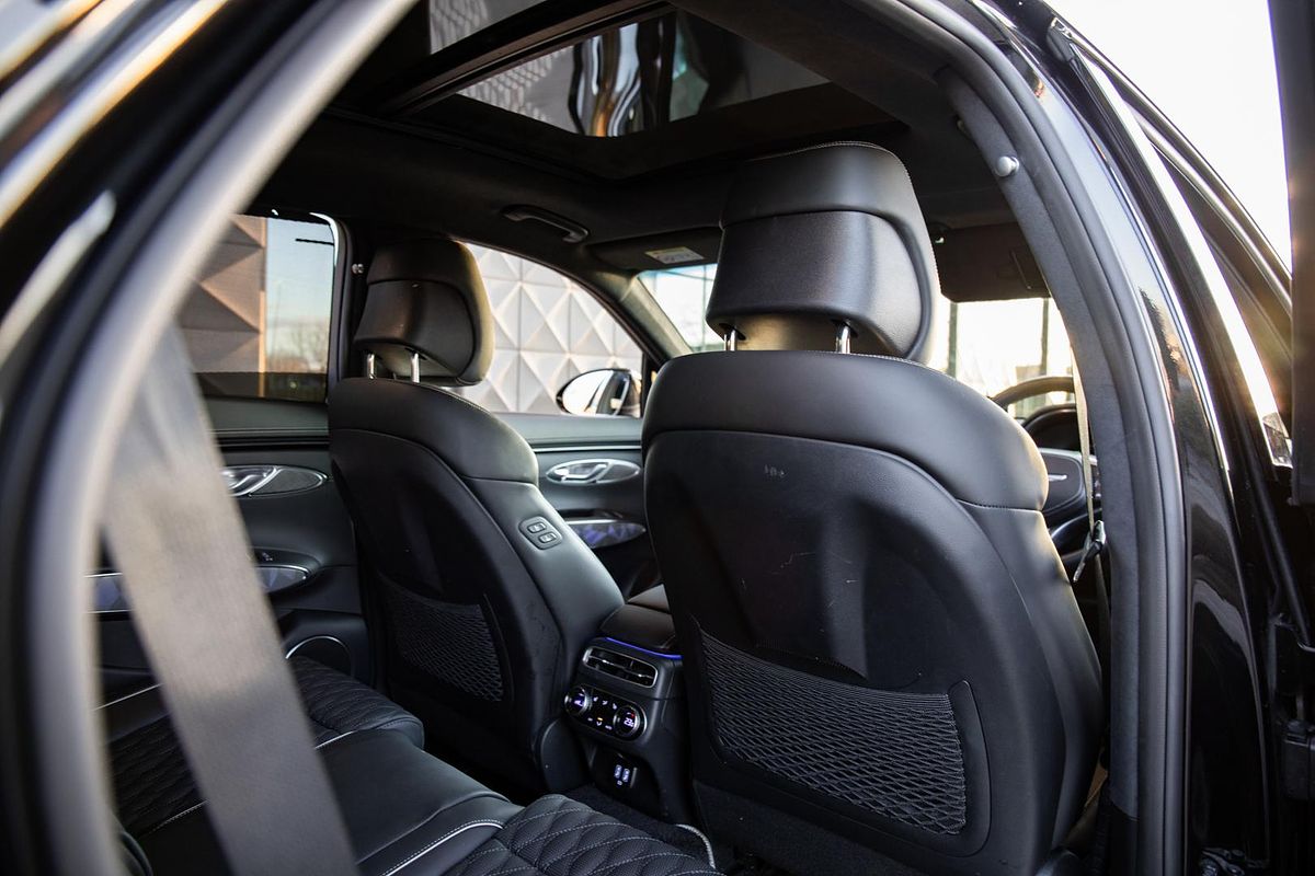 2022 Genesis GV70 3.5T AWD Sport JK.V2
