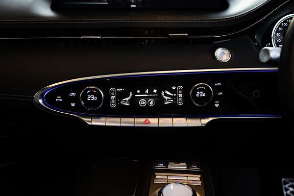 2022 Genesis GV70 3.5T AWD Sport JK.V2