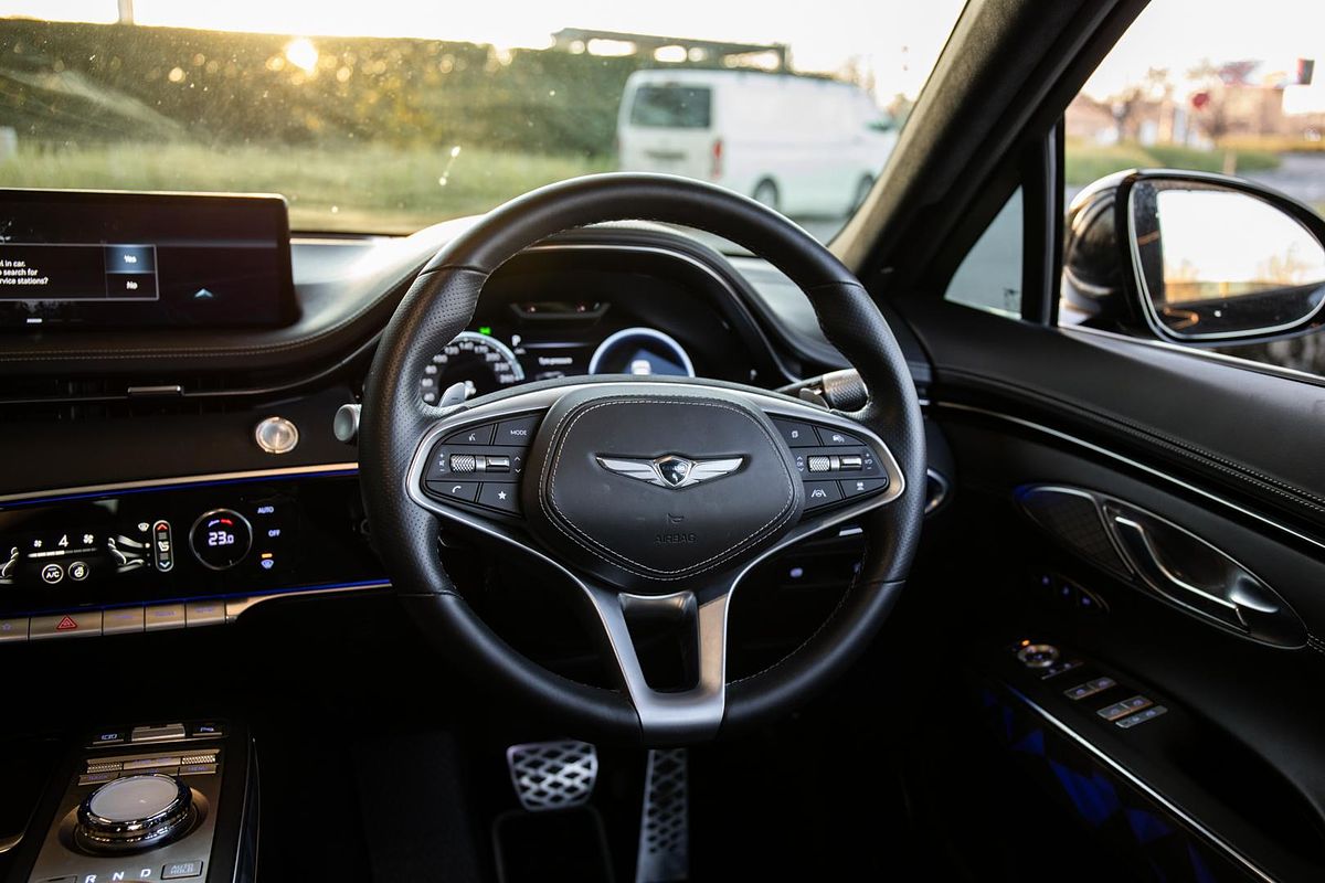 2022 Genesis GV70 3.5T AWD Sport JK.V2
