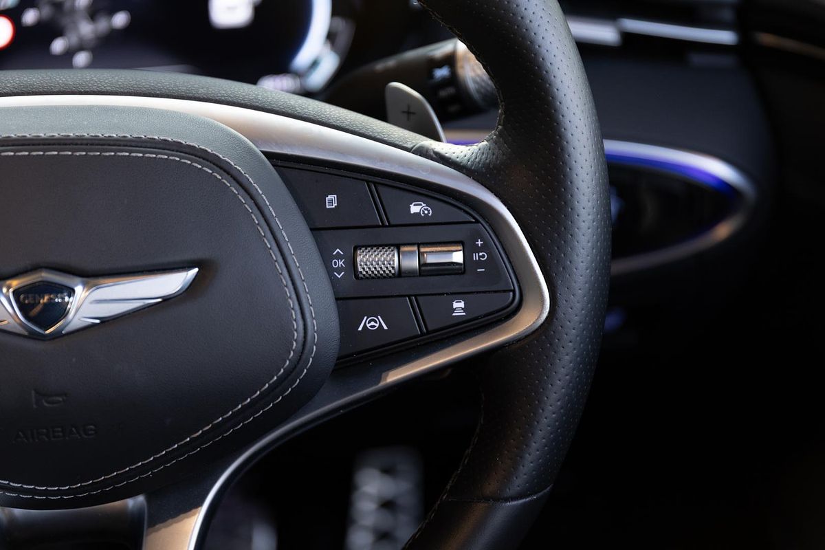 2022 Genesis GV70 3.5T AWD Sport JK.V2