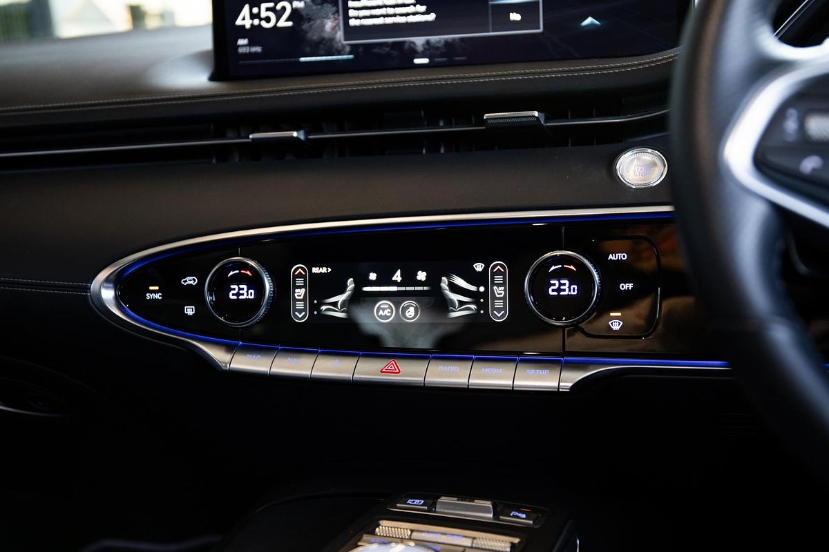 2022 Genesis GV70 3.5T AWD Sport JK.V2