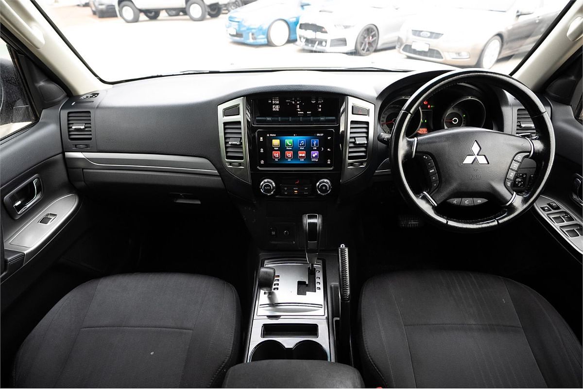 2018 Mitsubishi Pajero GLX NX