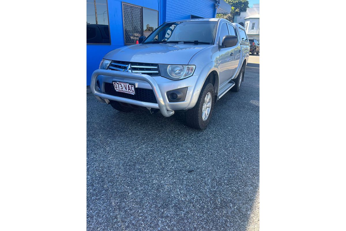 2013 Mitsubishi Triton GLX MN 4X4