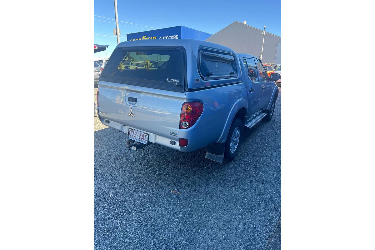 2013 Mitsubishi Triton GLX MN 4X4
