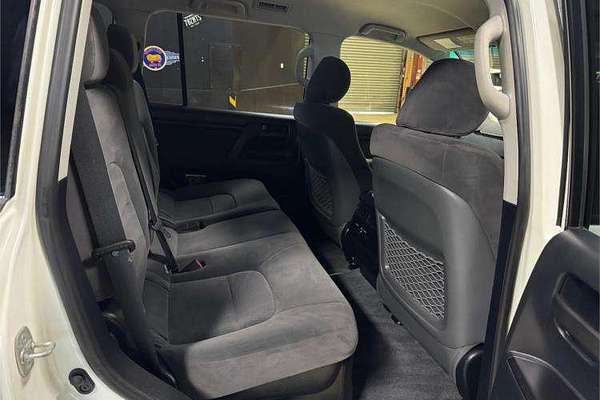 2018 Toyota Landcruiser GXL VDJ200R