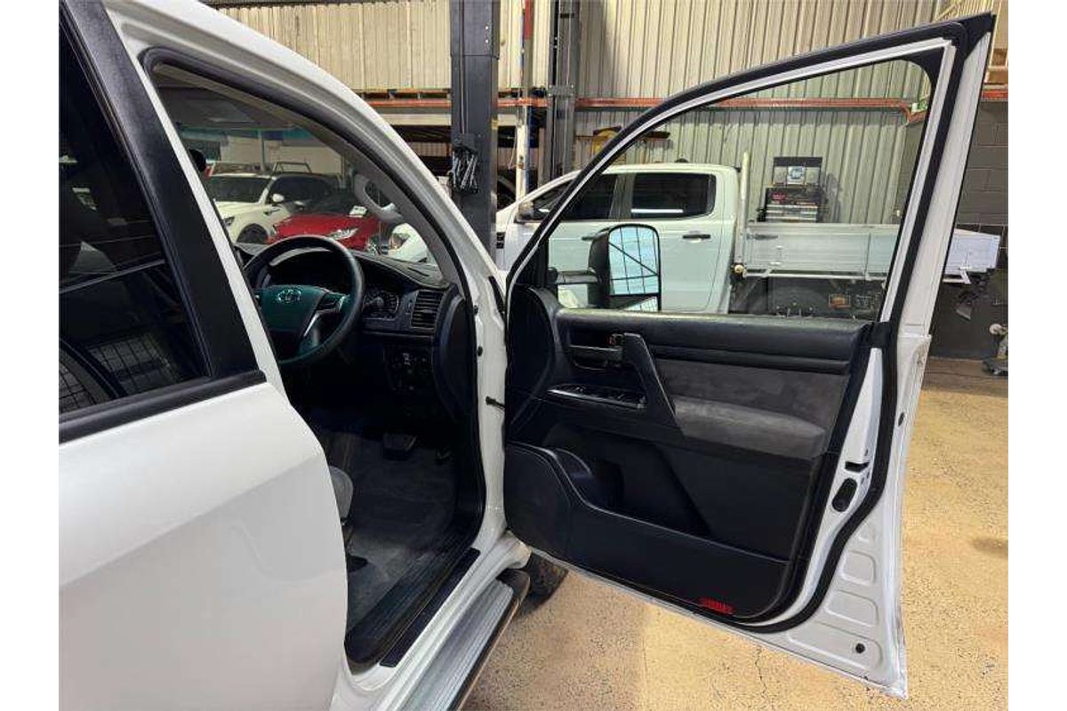 2018 Toyota Landcruiser GXL VDJ200R