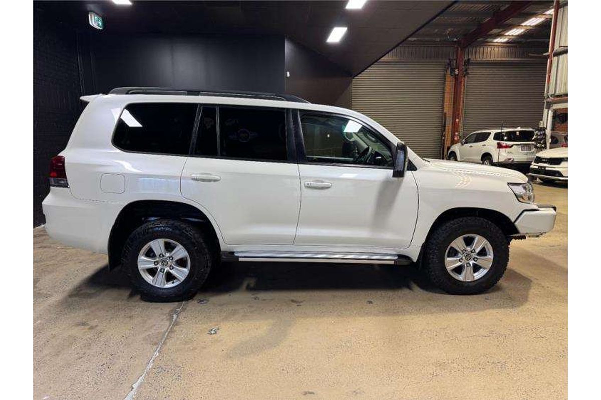 2018 Toyota Landcruiser GXL VDJ200R