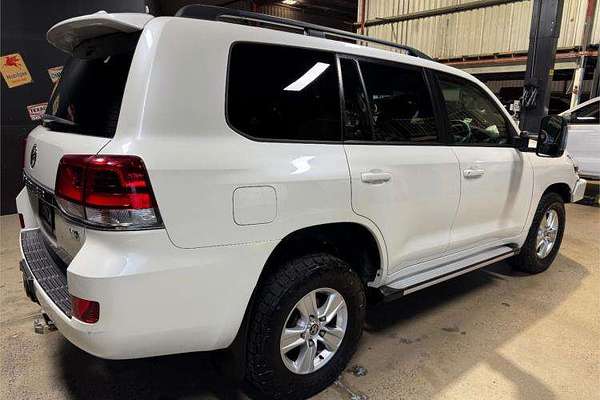 2018 Toyota Landcruiser GXL VDJ200R