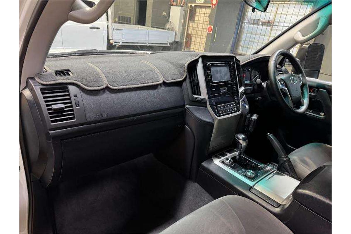 2018 Toyota Landcruiser GXL VDJ200R