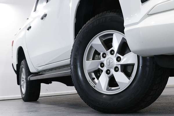 2023 Mitsubishi Triton GLX+ MR 4X4