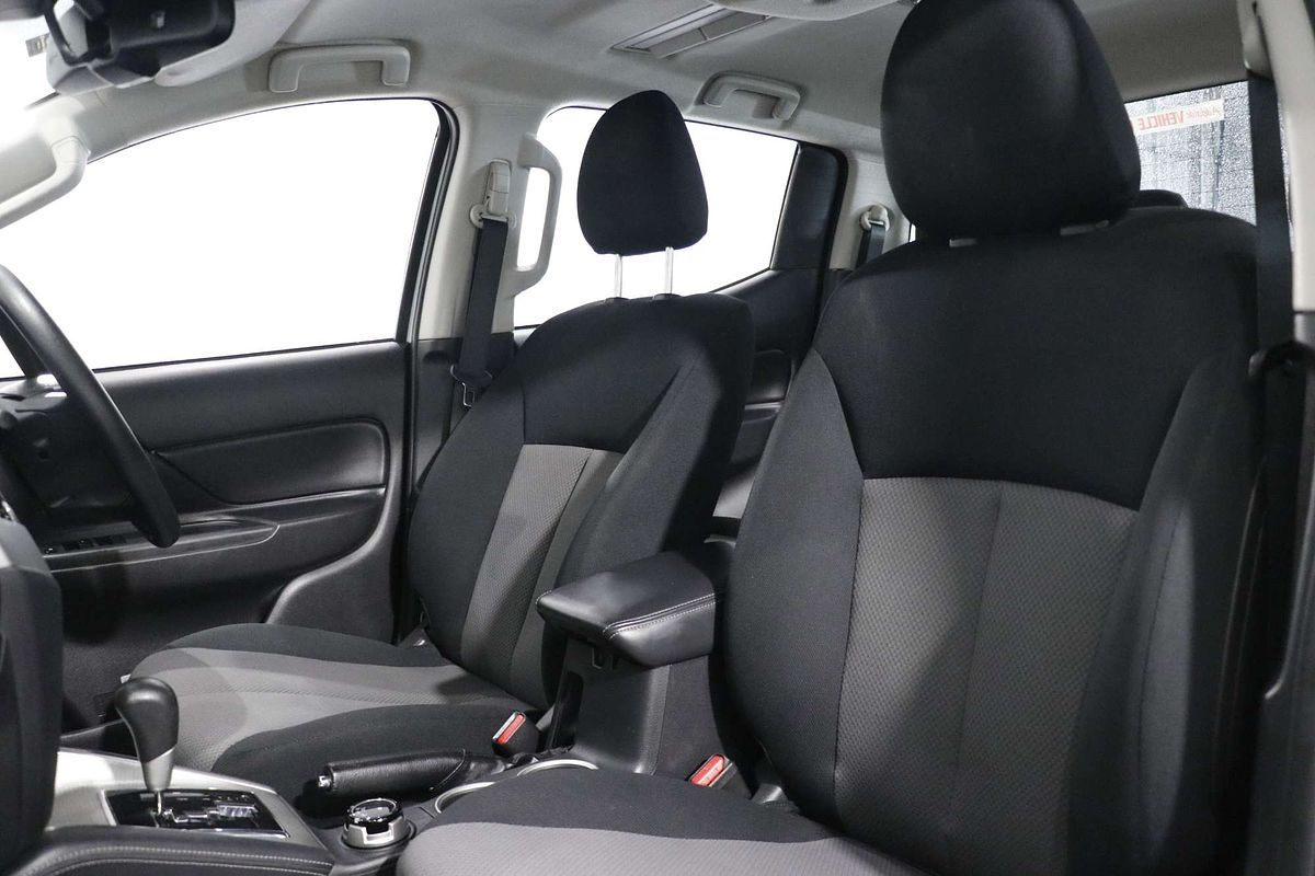 2023 Mitsubishi Triton GLX+ MR 4X4