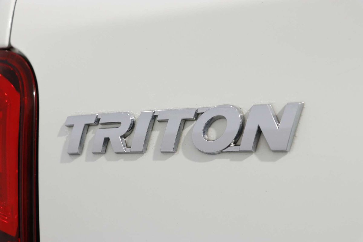 2023 Mitsubishi Triton GLX+ MR 4X4